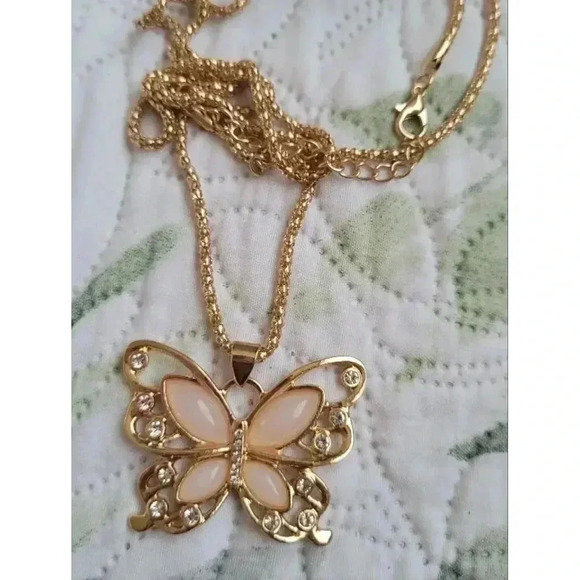 Butterfly Pendant Necklace - Picture 1 of 3